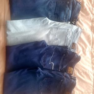 Womens American eagle jeans